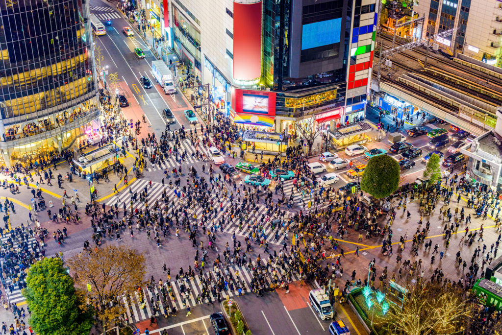 深刻化する人手不足の現状と原因とは？今後の対策までわかりやすく解説！ | Bridgers